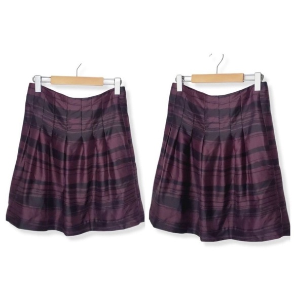 BANANA Republic 100% Silk Burgundy Abstract Printed Mini Skirt, size 2 - Picture 1 of 10